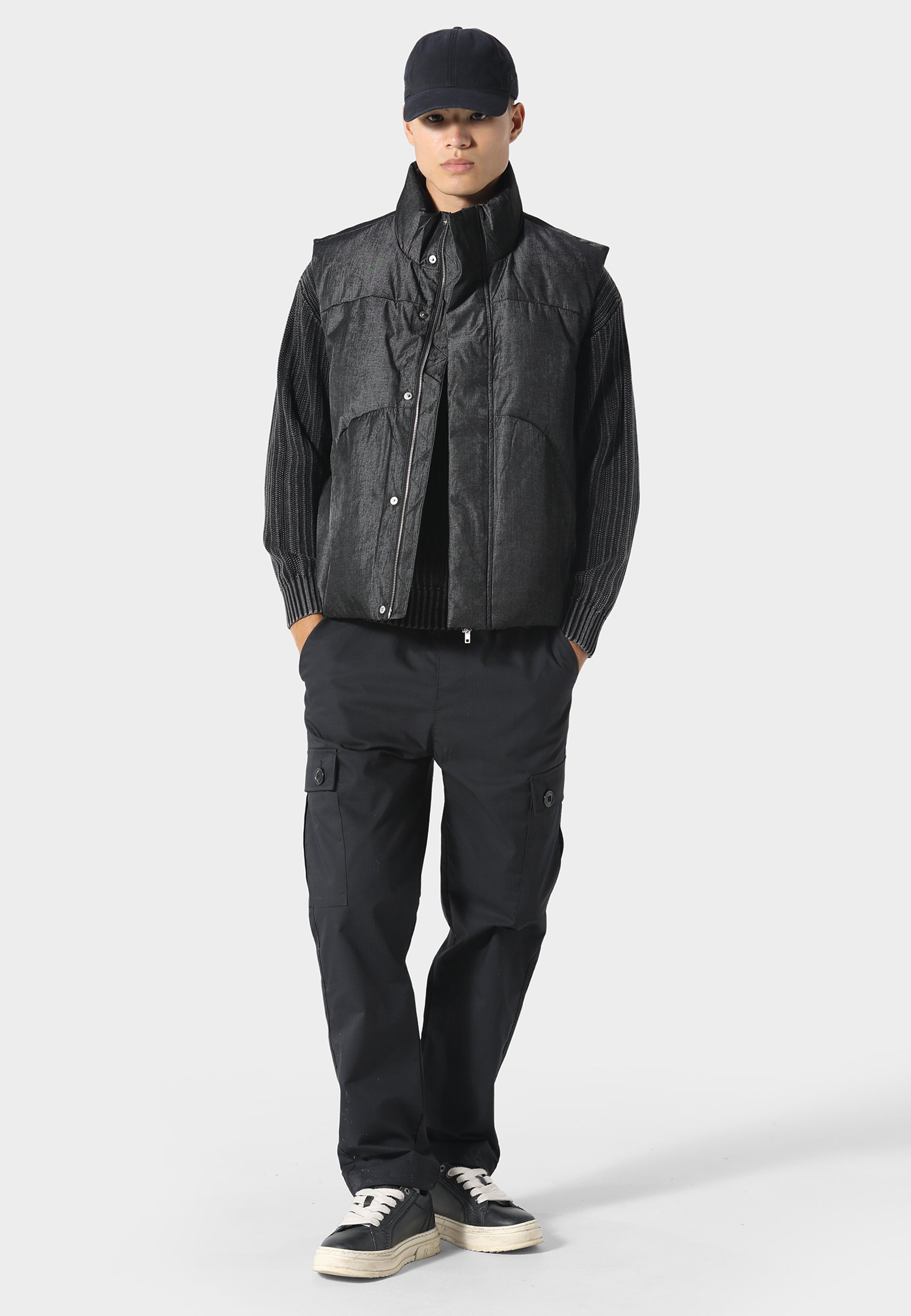Cennick Black Gilet