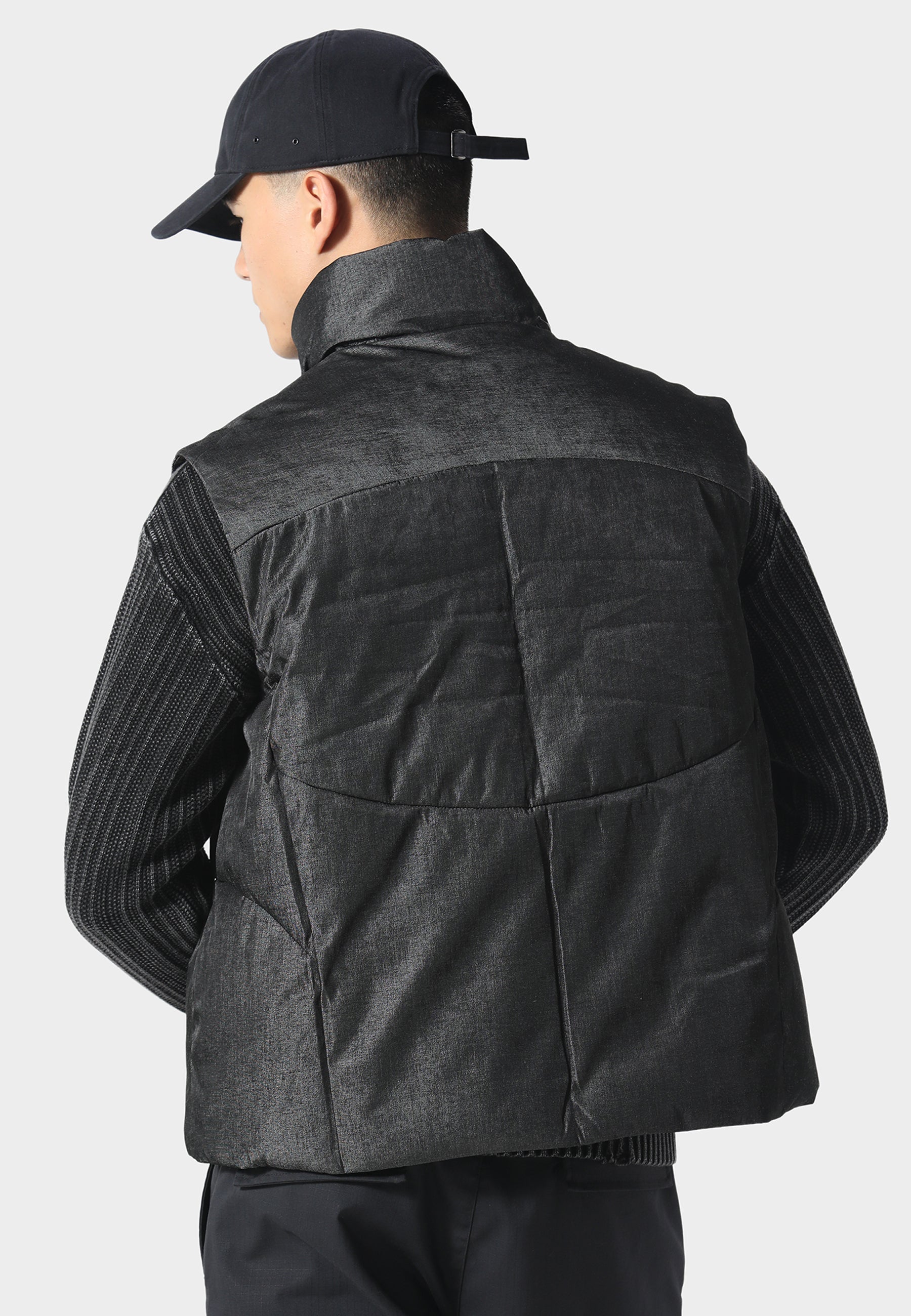 Cennick Black Gilet