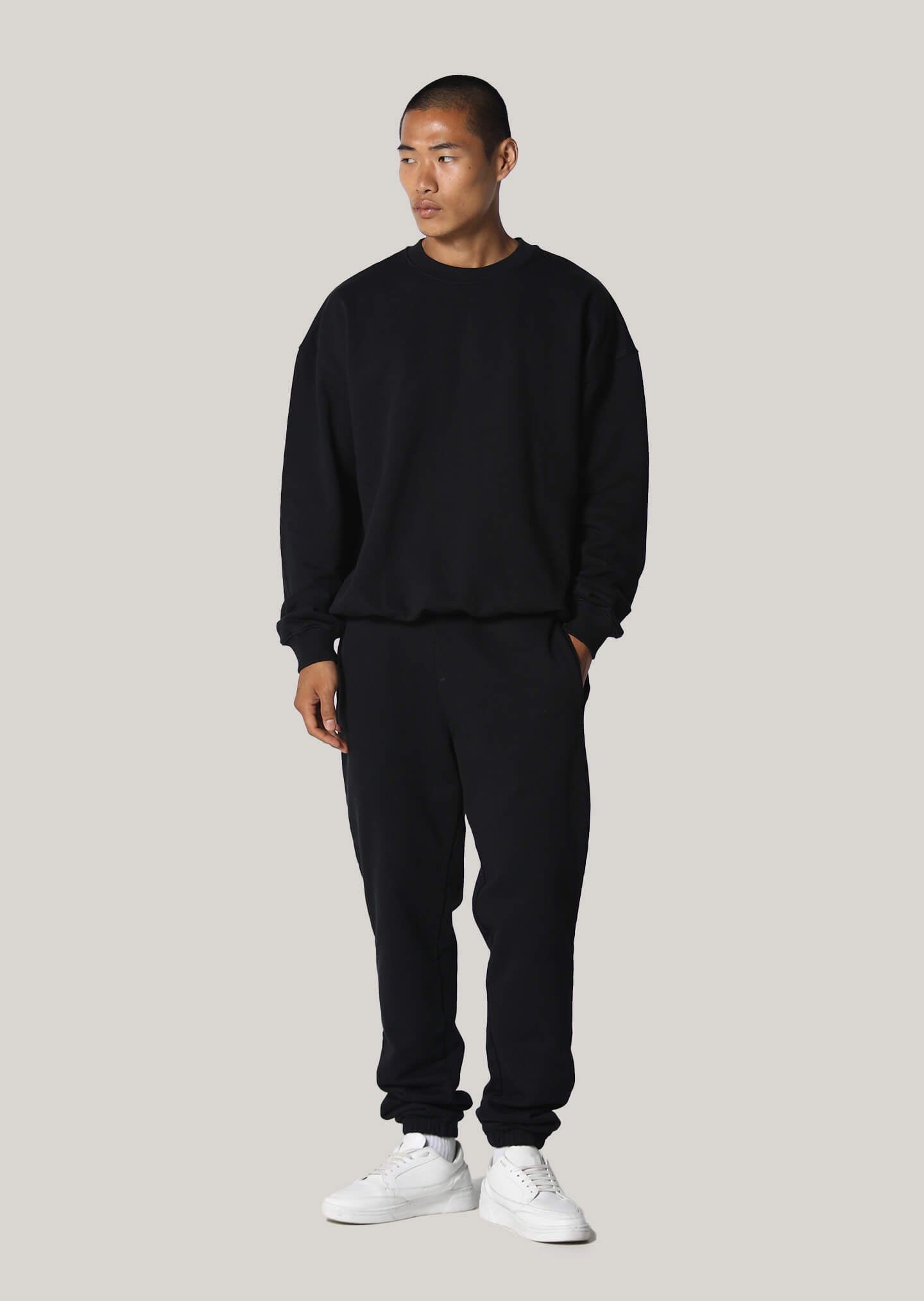 Evans Oversized Black Sweatshirt