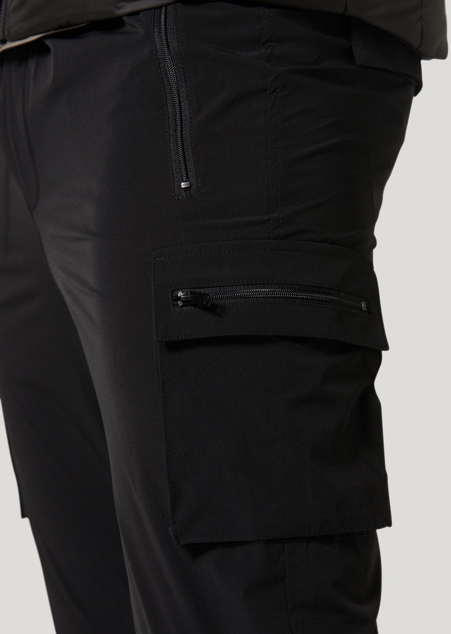 Jasper Nylon Black Cargo Pant