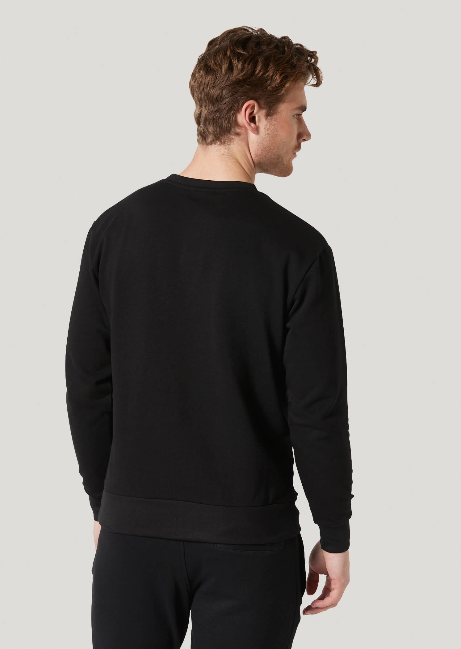 Peate Black Sweatshirt