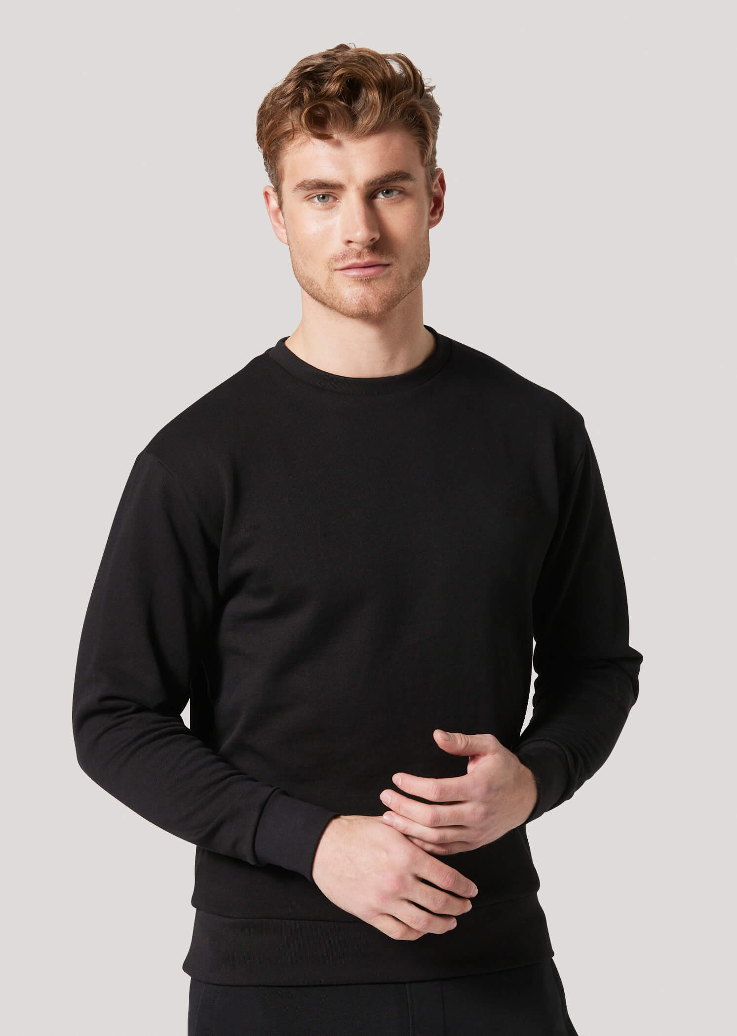 Peate Black Sweatshirt