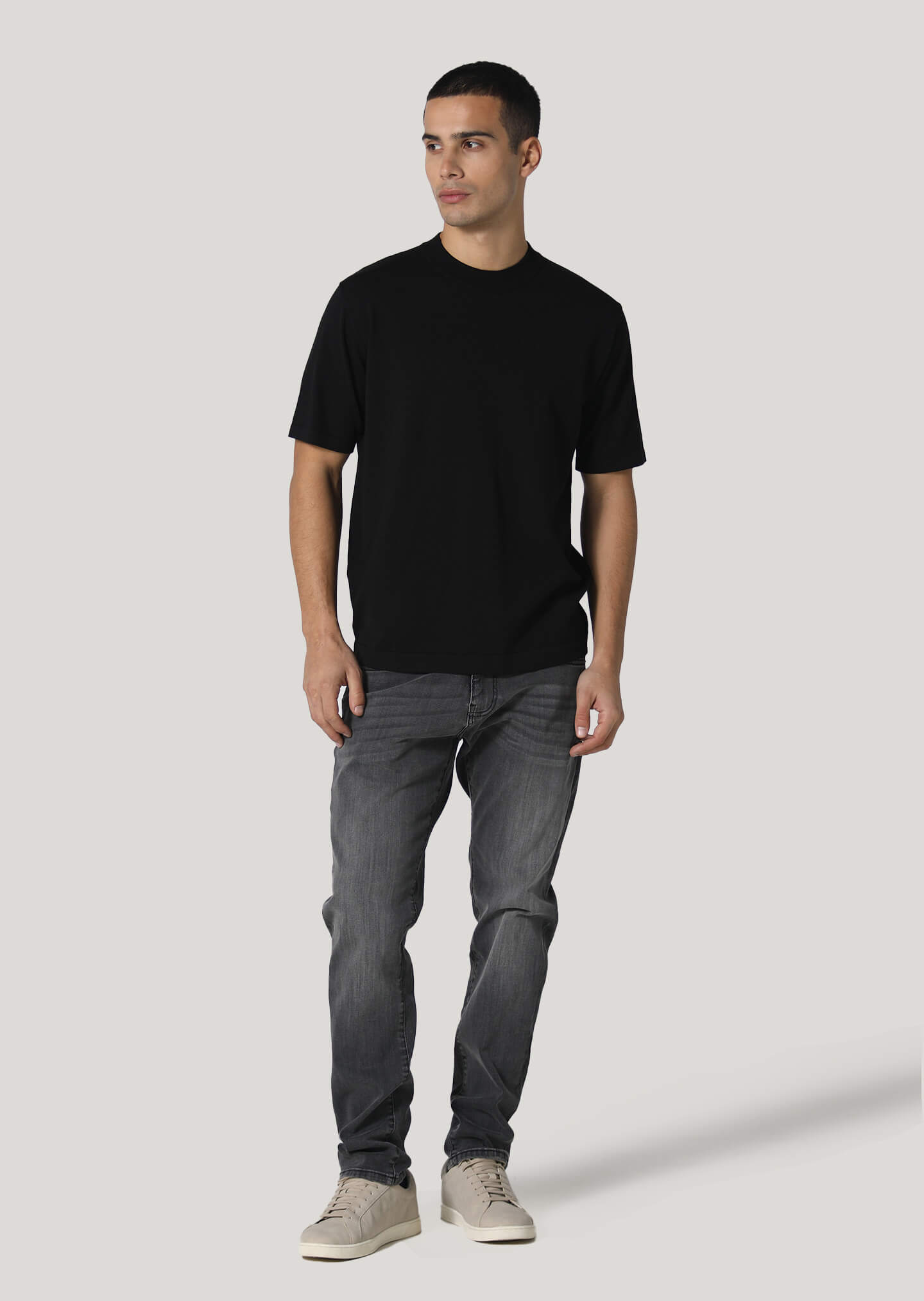 Tavare Black T-Shirt